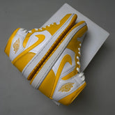 Air Jordan 1 Mid White University Gold (W)