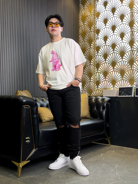 Gak Cuma Sepatu Doang! Lengkapi Gayamu dengan Sneakers Apparel Palembang yang Kece Abis!