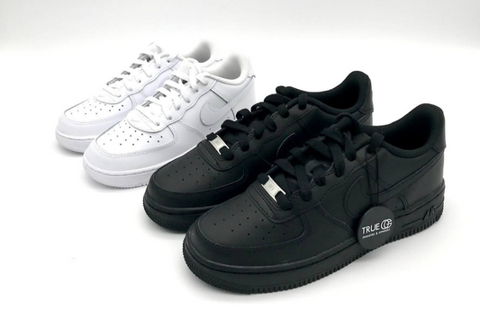 sepatu sneakers untuk kantor