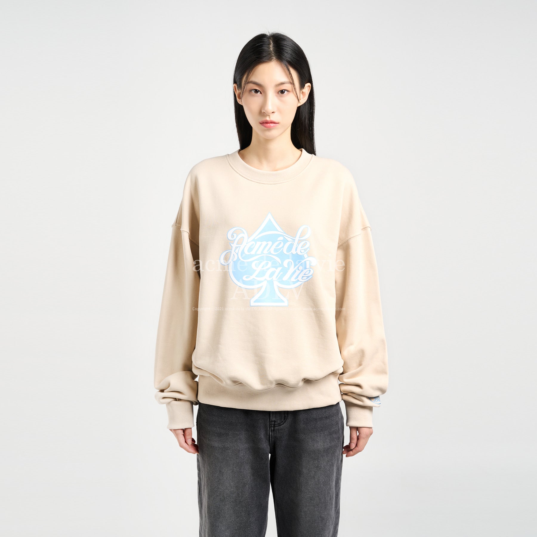 ADLV x LISA Spade Script Logo Basic Sweat Shirt