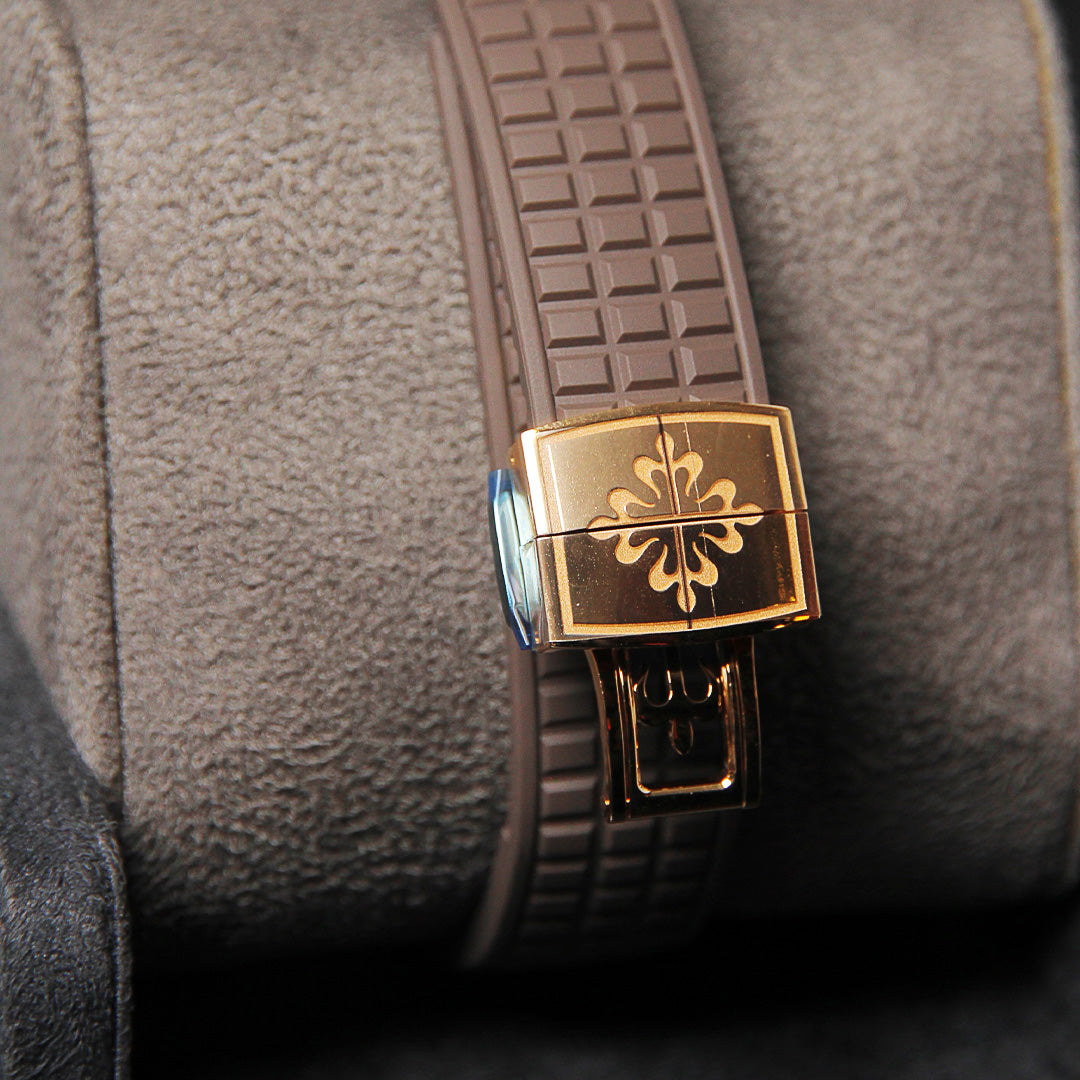 Patek Philippe Aquanaut 39 Luce RG Taupe Dial Diamond Bezel 5268/200R-010