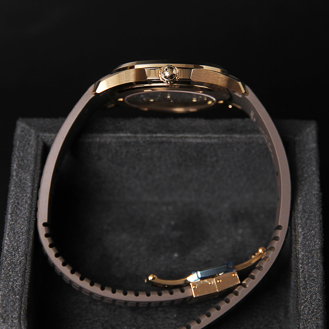 Patek Philippe Aquanaut 39 Luce RG Taupe Dial Diamond Bezel 5268/200R-010