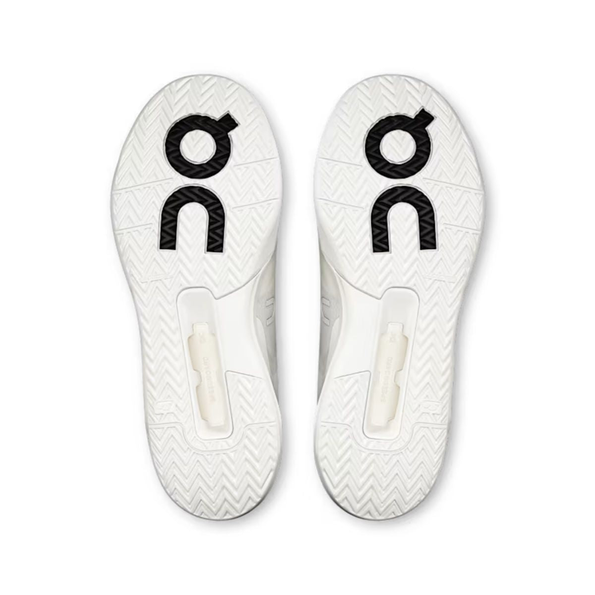 On The Roger Advantage Pro White