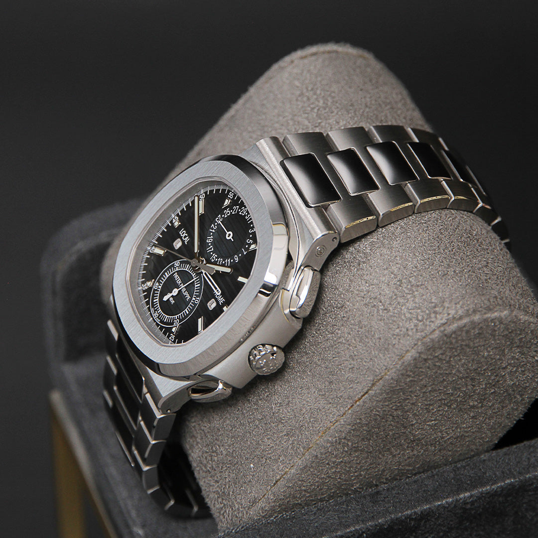 Patek Philippe Nautilus 40  Travel Time Blue Gray Dial 5990/1A-011