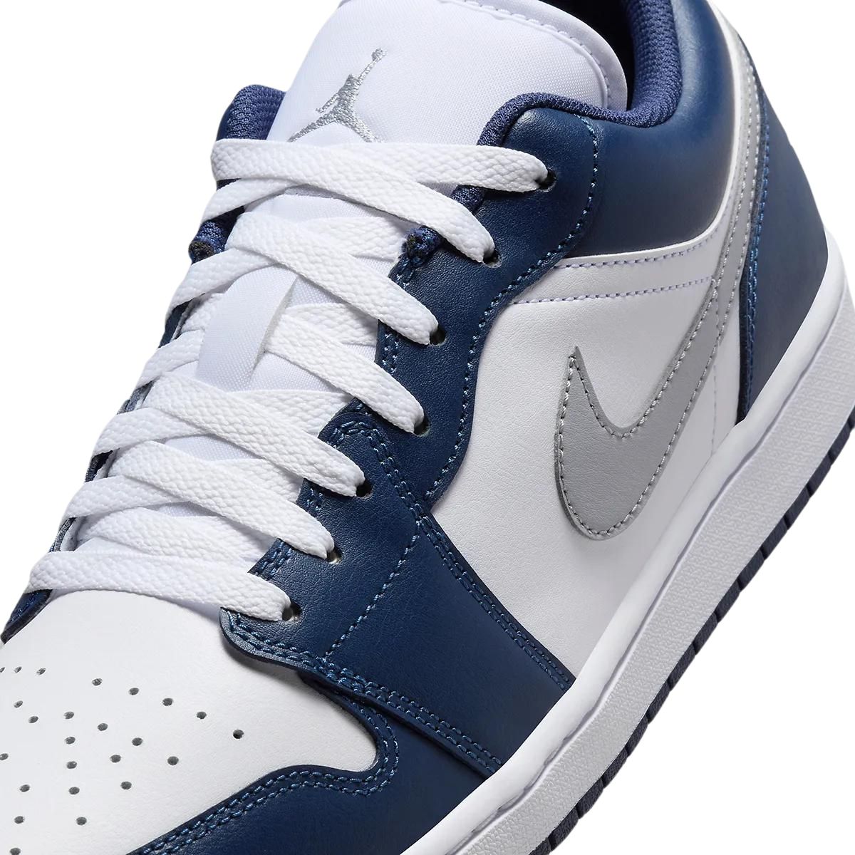 Air Jordan 1 Low Wolf Grey Midnight Navy