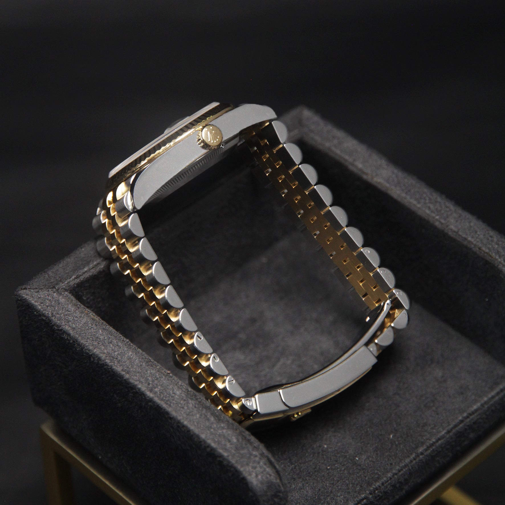 DateJust 36 Olive Dial Diamond VI IX 126233