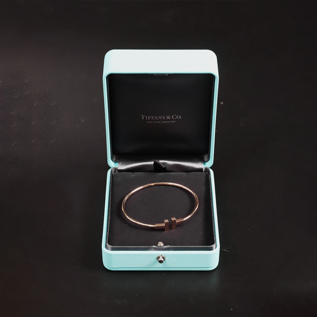 Tiffany T Wire Bracelet in Rose Gold 60010744