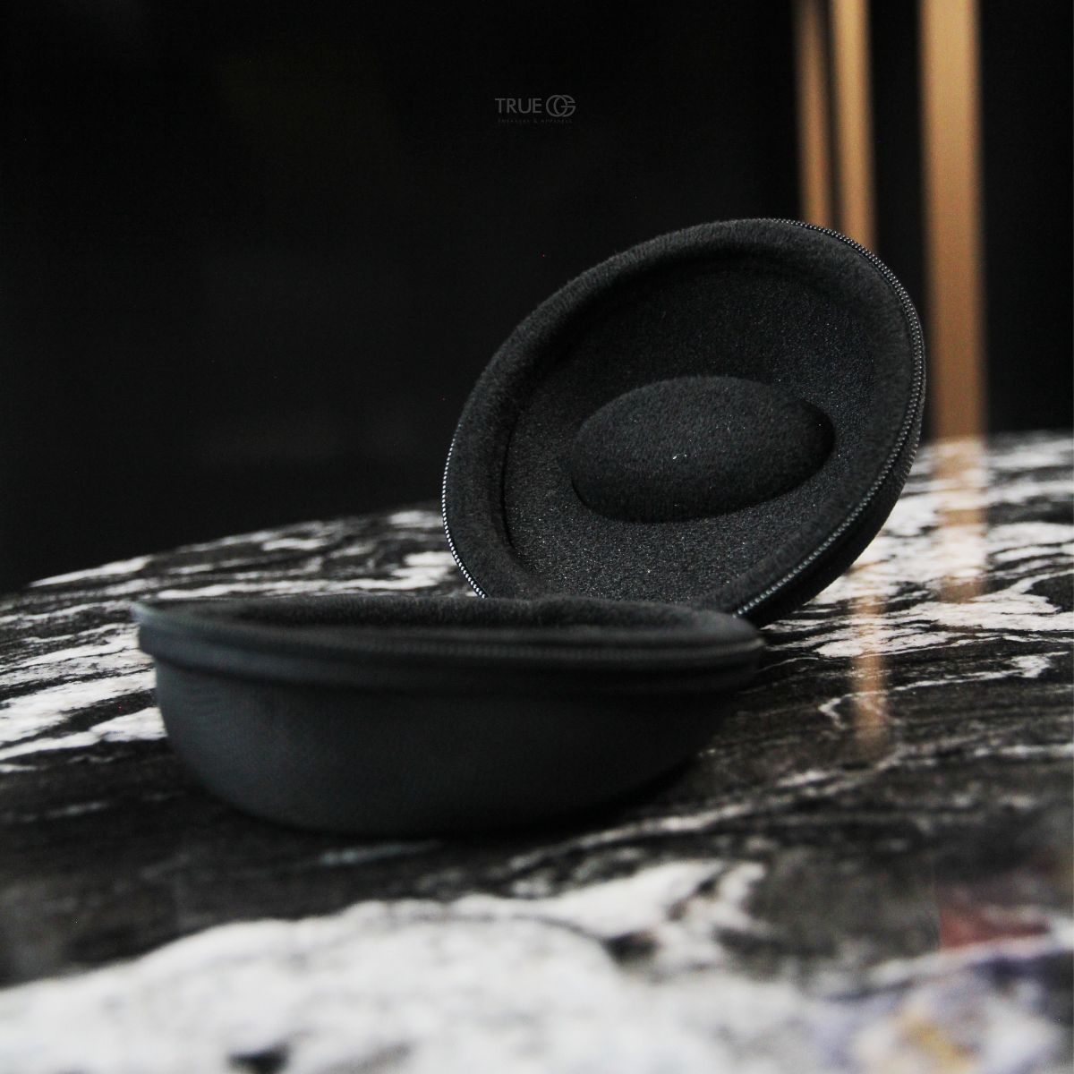 Donut Hard Cover Watch Pouch Single Watch Case Storege Premium Quality Black