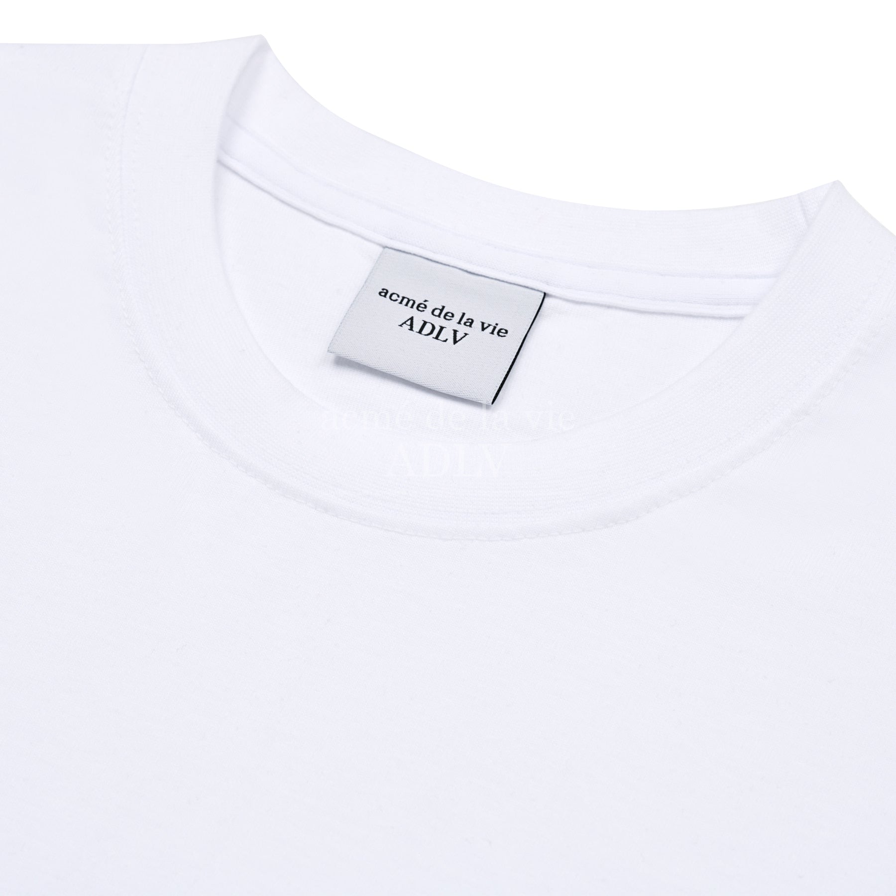 ADLV X LISA Circle Wappen Basic T-shirt