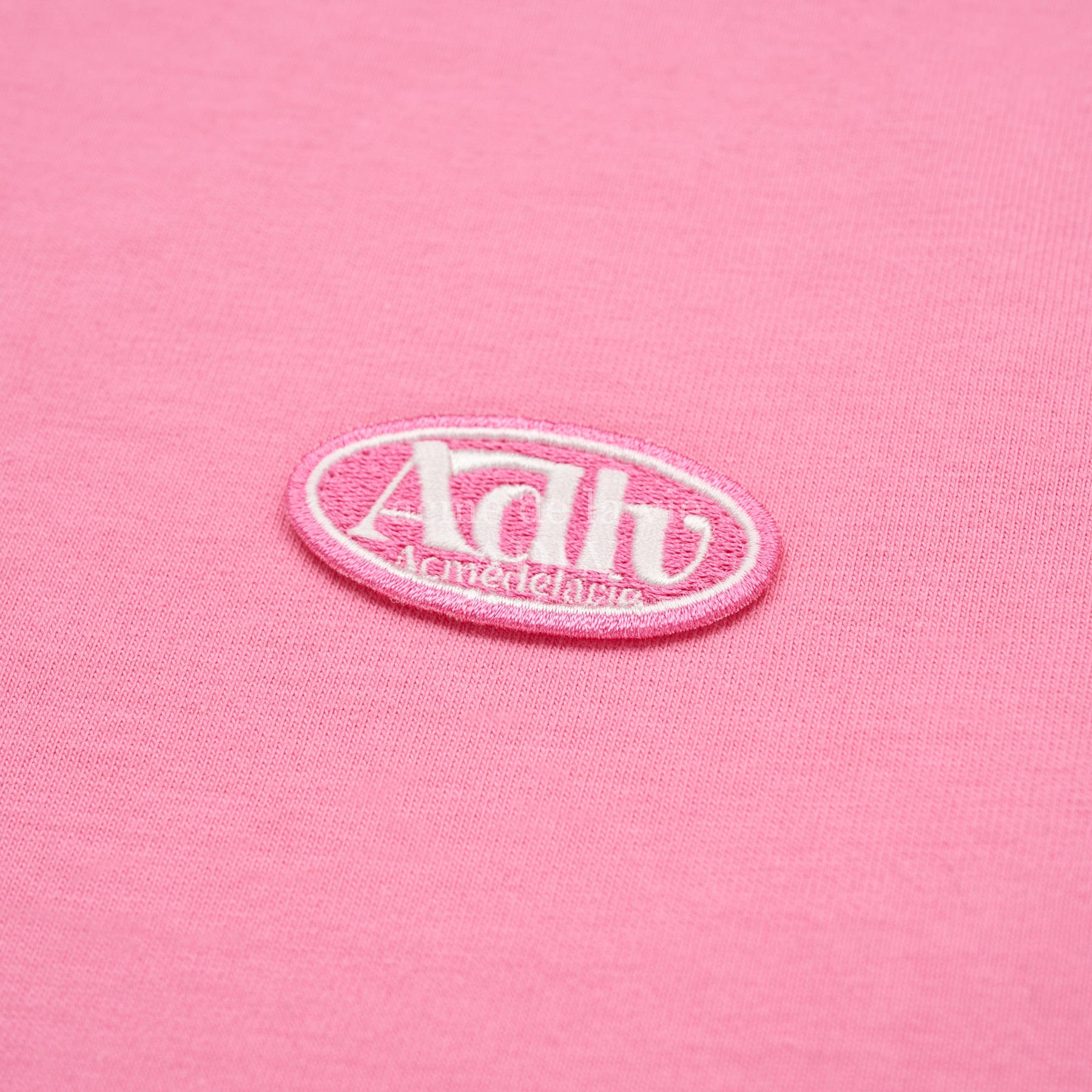 ADLV X LISA Circle Wappen Crop T-shirt