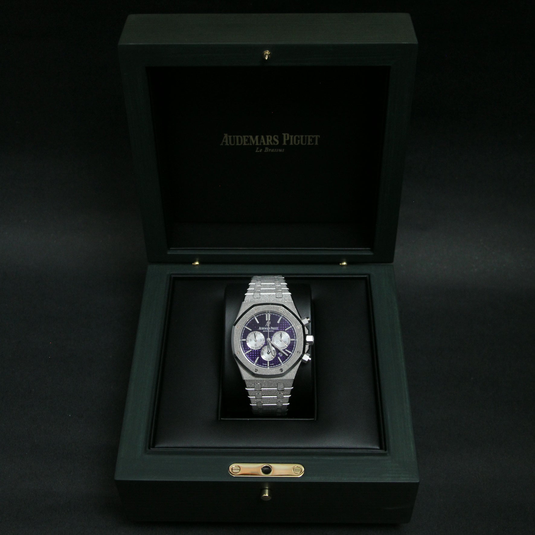 AP 41  ROC Frosted WG Purple Dial 26331BC.GG.1224BC.01