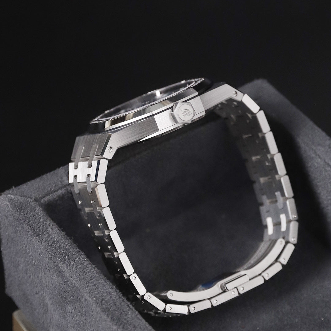 AP37 RO Light Blue Dial Diamond Bezel 15551ST.ZZ.1356ST.04