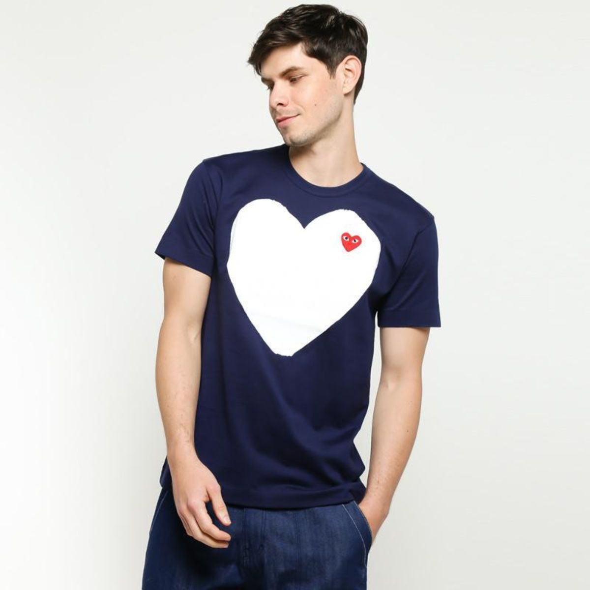 Comme Des Garcons CDG Play White Heart Navy T-shirt