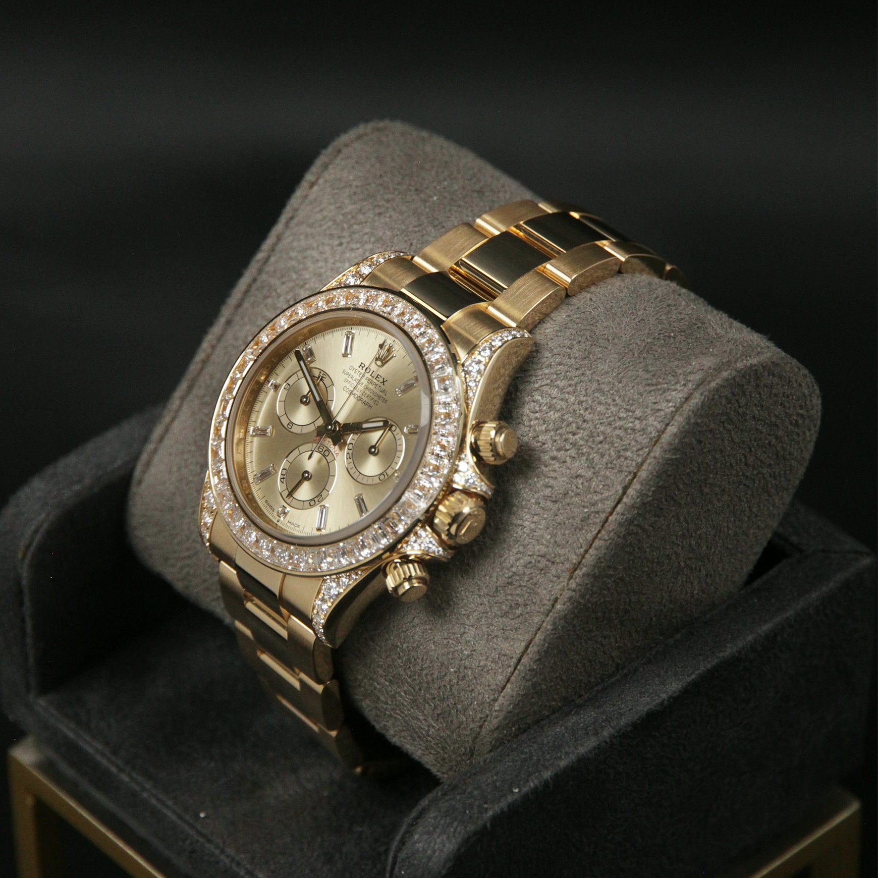 Daytona YG Golden Dial Diamond Bezel 126598TBR