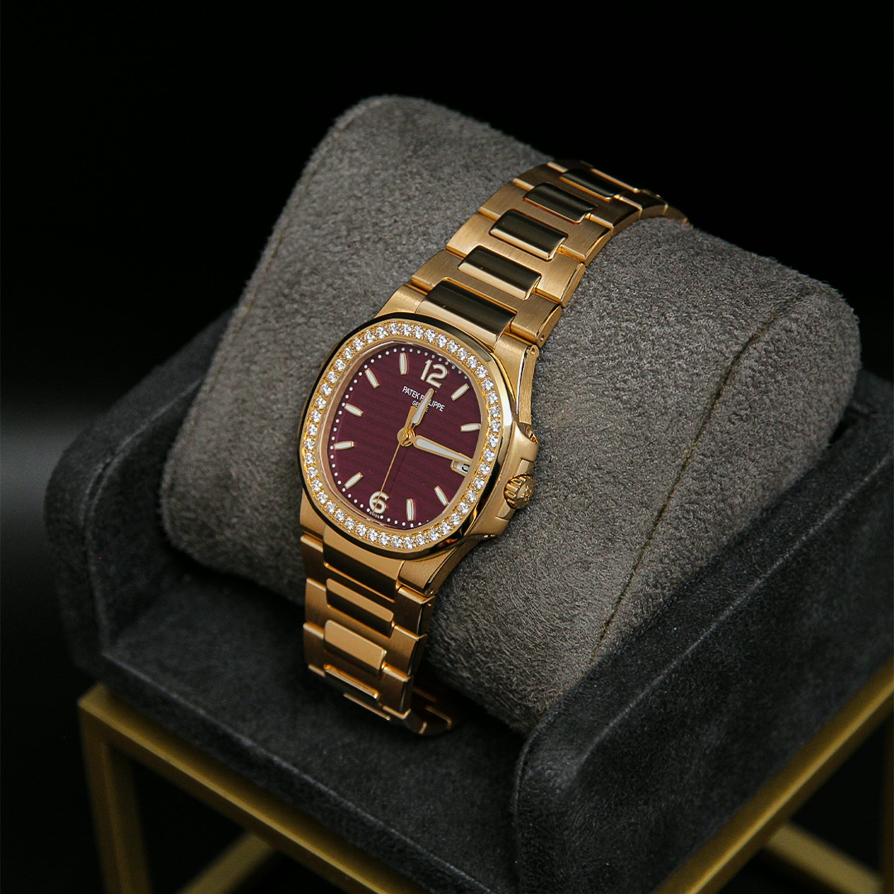 Patek Philippe Nautilus 32 Ladies RG Lacquered Purple Dial Diamond Bezel 7010/1R-013