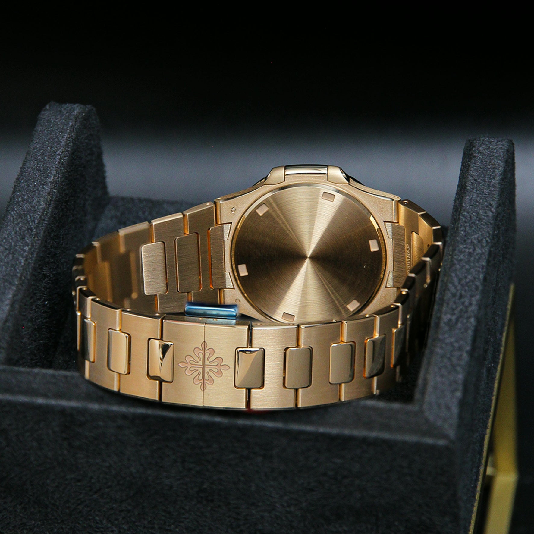 Patek Philippe Nautilus 32 Ladies RG Lacquered Purple Dial Diamond Bezel 7010/1R-013