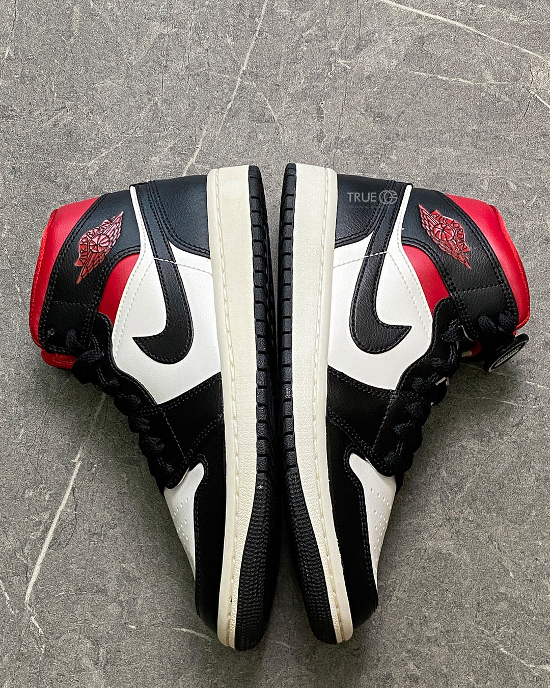 Air Jordan 1 Mid Black Gym Red (W)