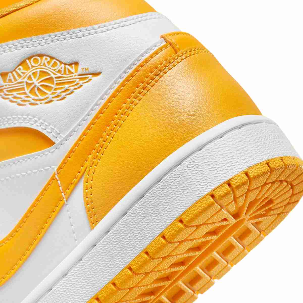 Air Jordan 1 Mid White University Gold (W)