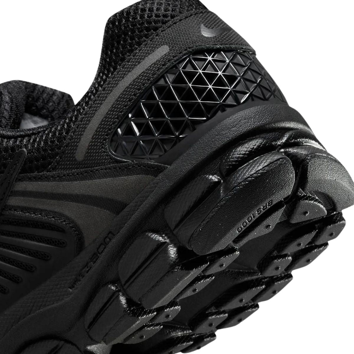 Nike Zoom Vomero 5 Triple Black