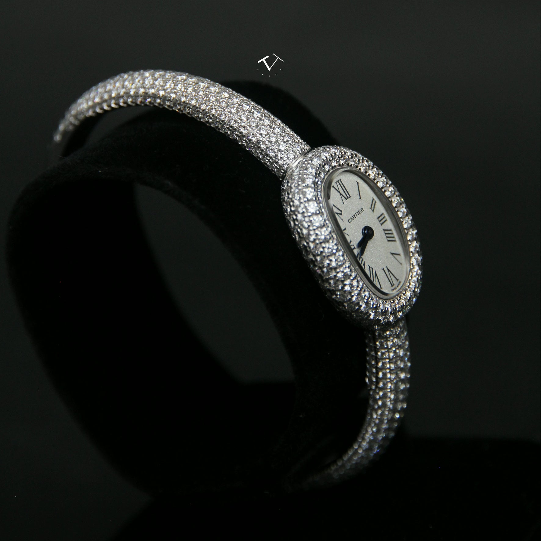 Cartier 16 Baignoire WG Mini Full Diamond White Dial HPI01773