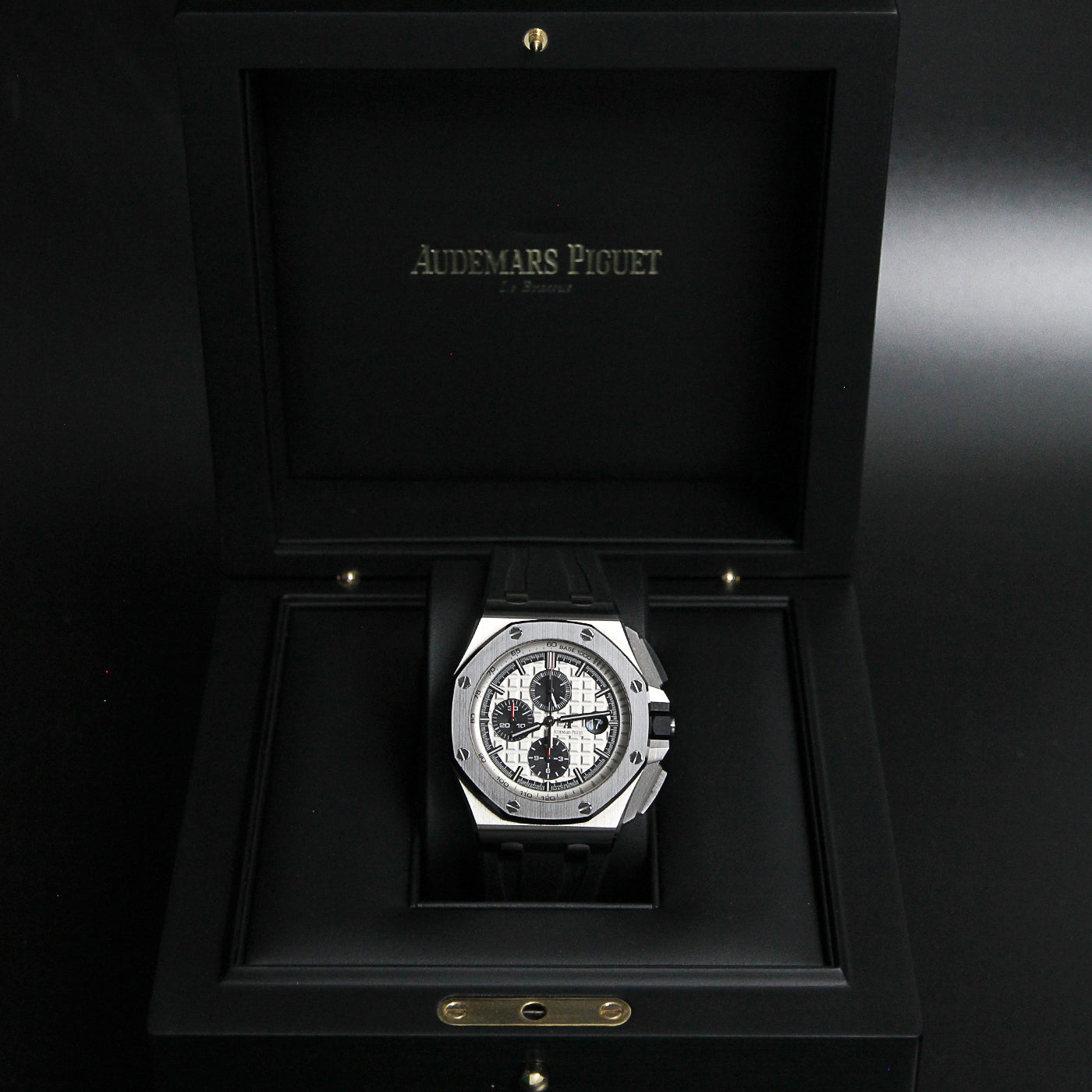 Ap44 Back AP44 ROOC Silver Dial Black Chrono 26400SO.OO.A002CA.01 – True OG