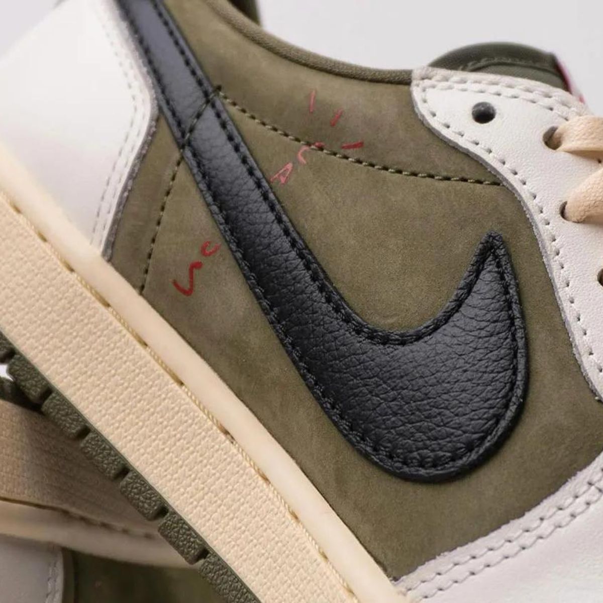 Air Jordan 1 Low OG Travis Scott Medium Olive