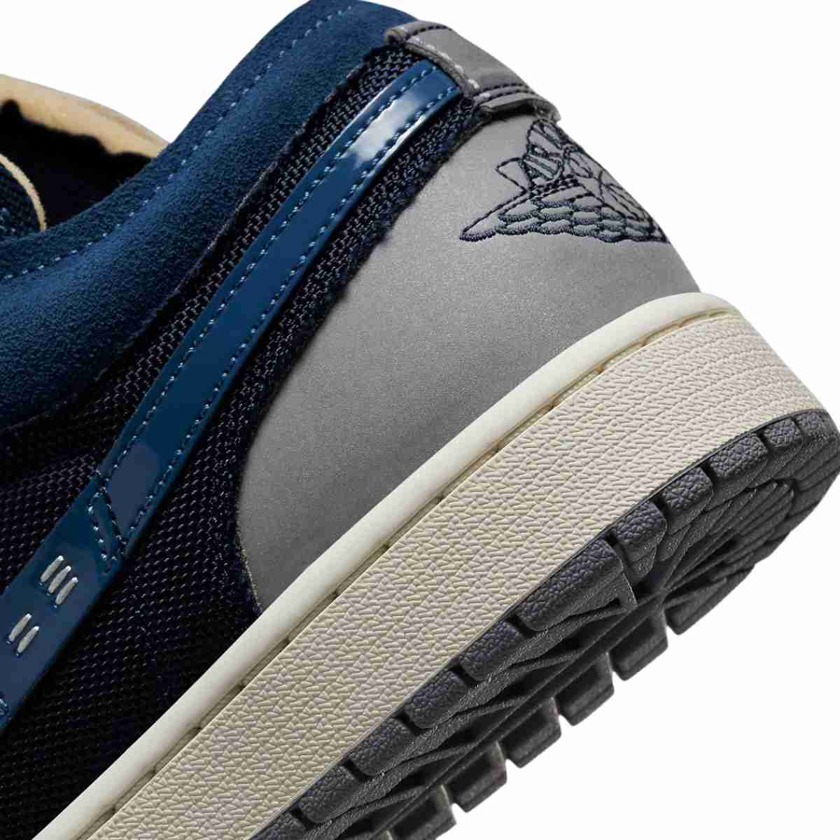 Air Jordan 1 Low SE Craft Obsidian Inside Out