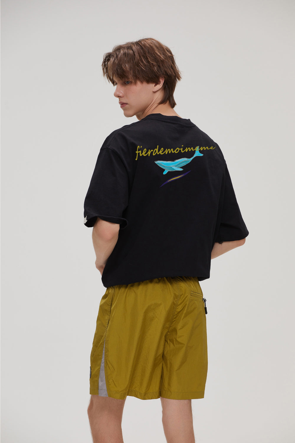 Fier De Moi Flying Whale T-Shirt