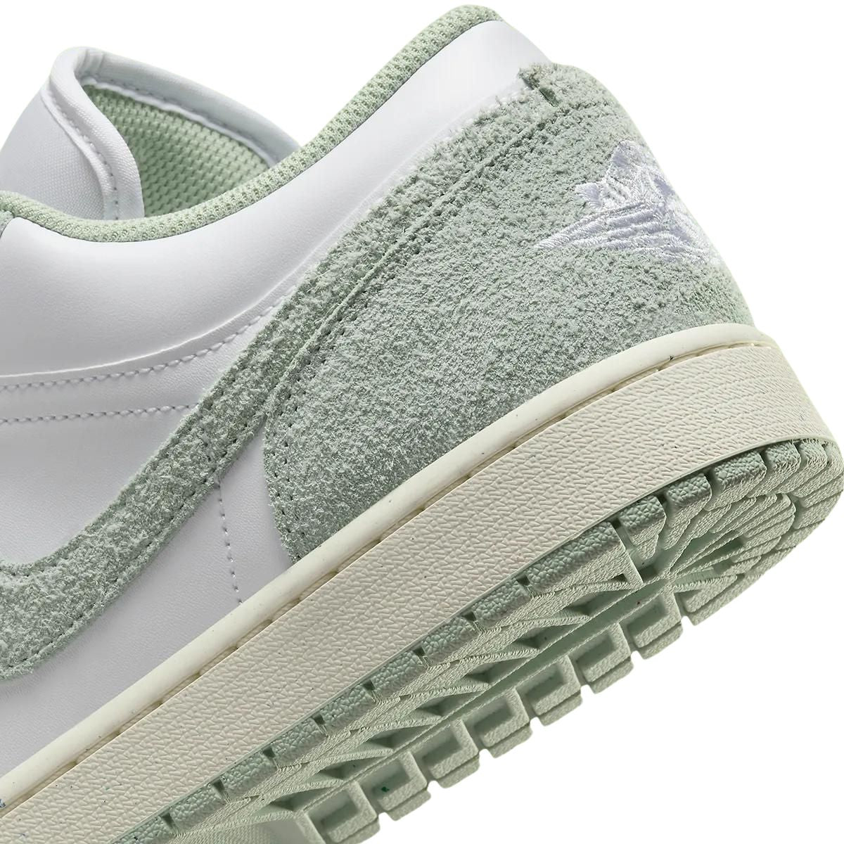 Air Jordan 1 Low Se Seafoam