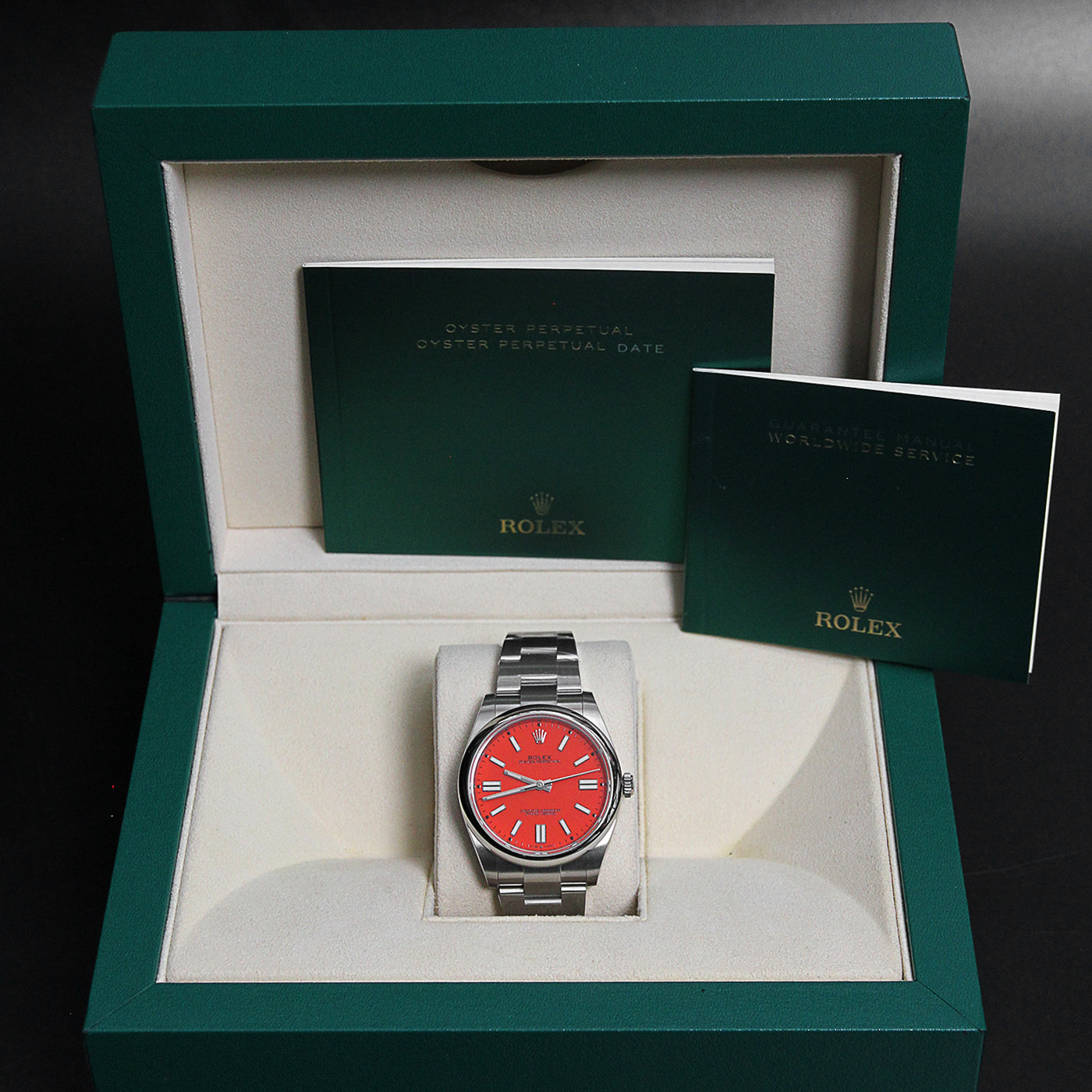 Oyster Perpetual 41 Red Dial 124300