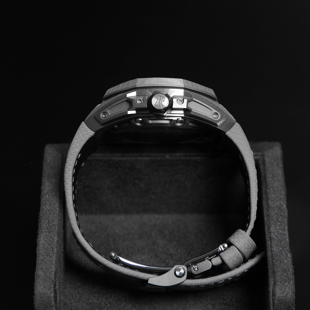 AP 43 RO Concept Tourbillon Companion x KAWS 26656TI.GG.D019VE.01