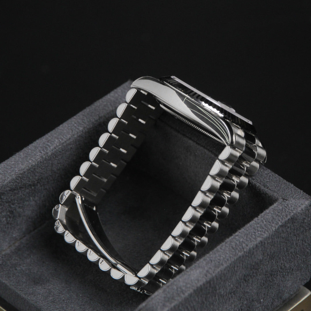 Daydate 40 WG blue Ombre Roman Dial 228239
