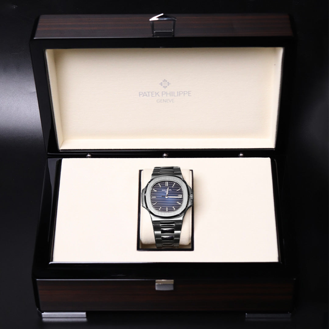 Patek Philippe Nautilus 41  WG Blue Dial 5811/1G-001