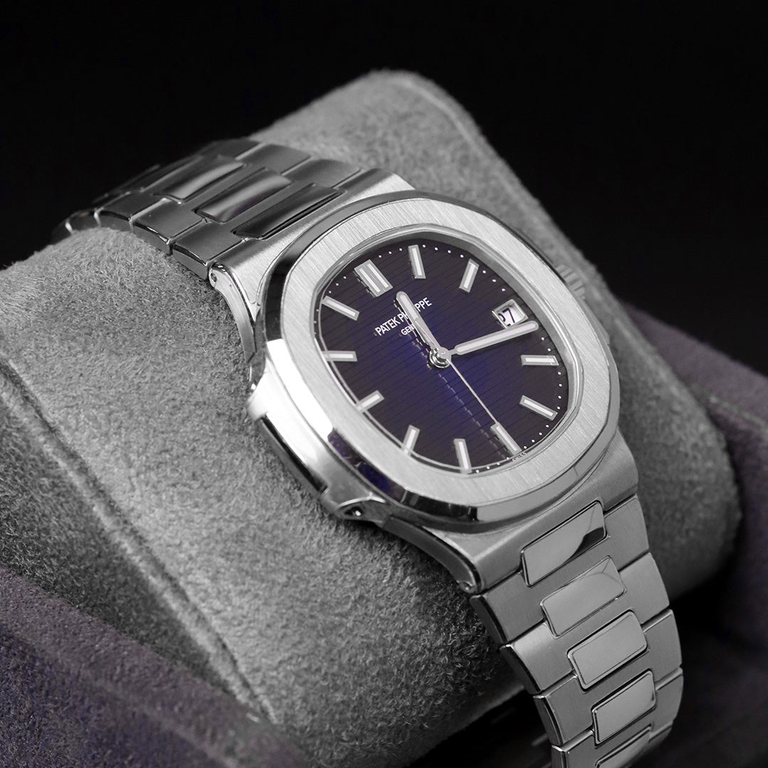 Patek Philippe Nautilus 41  WG Blue Dial 5811/1G-001