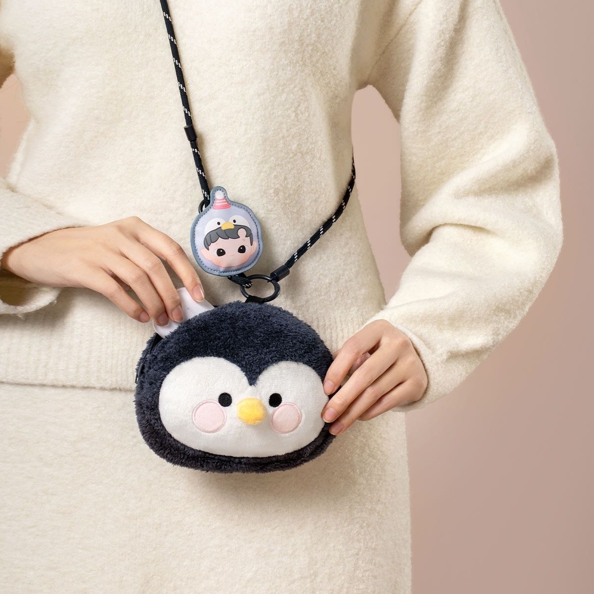 Pop Mart Hacipupu Snuggle With You Plush Bag
