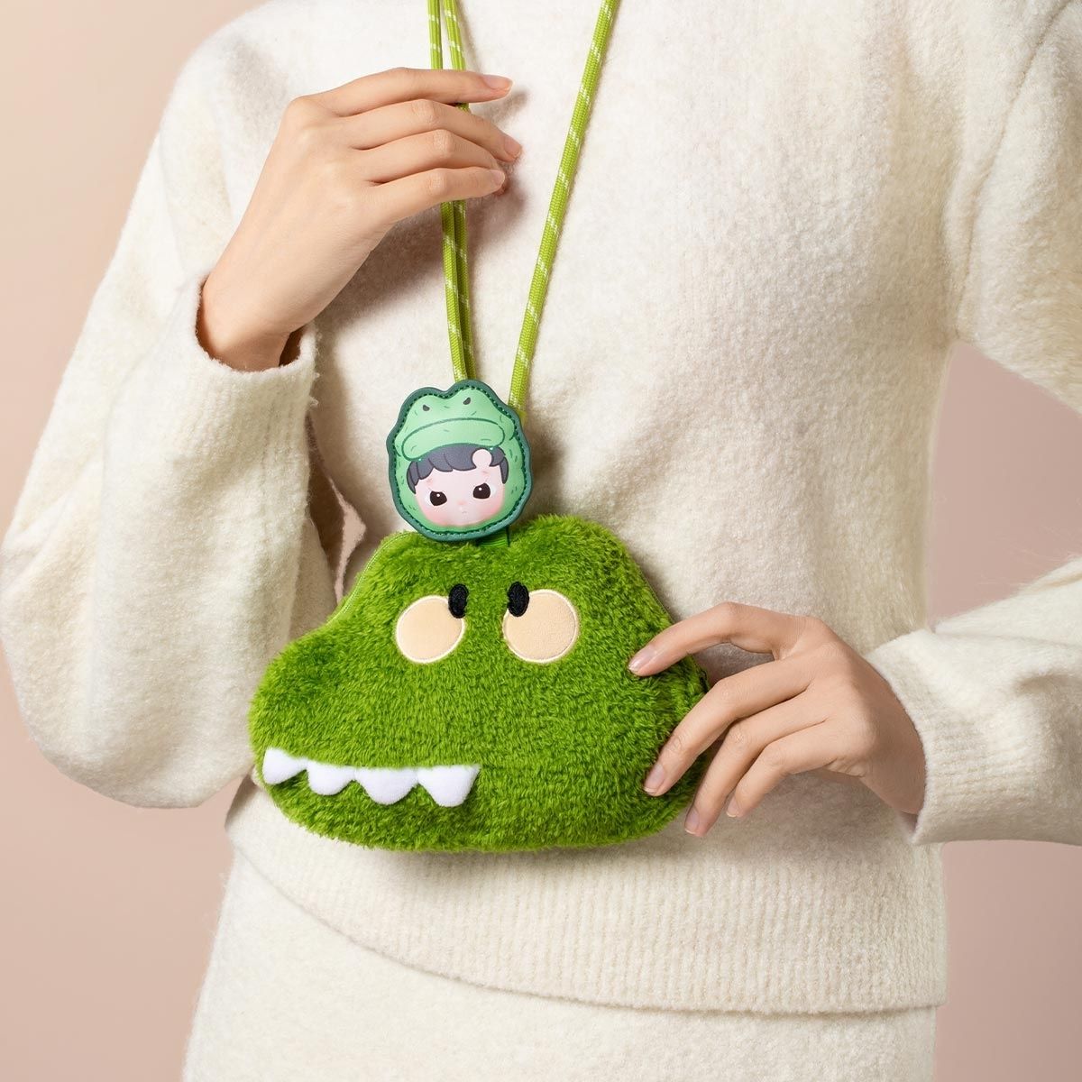 Pop Mart Hacipupu Snuggle With You Plush Bag