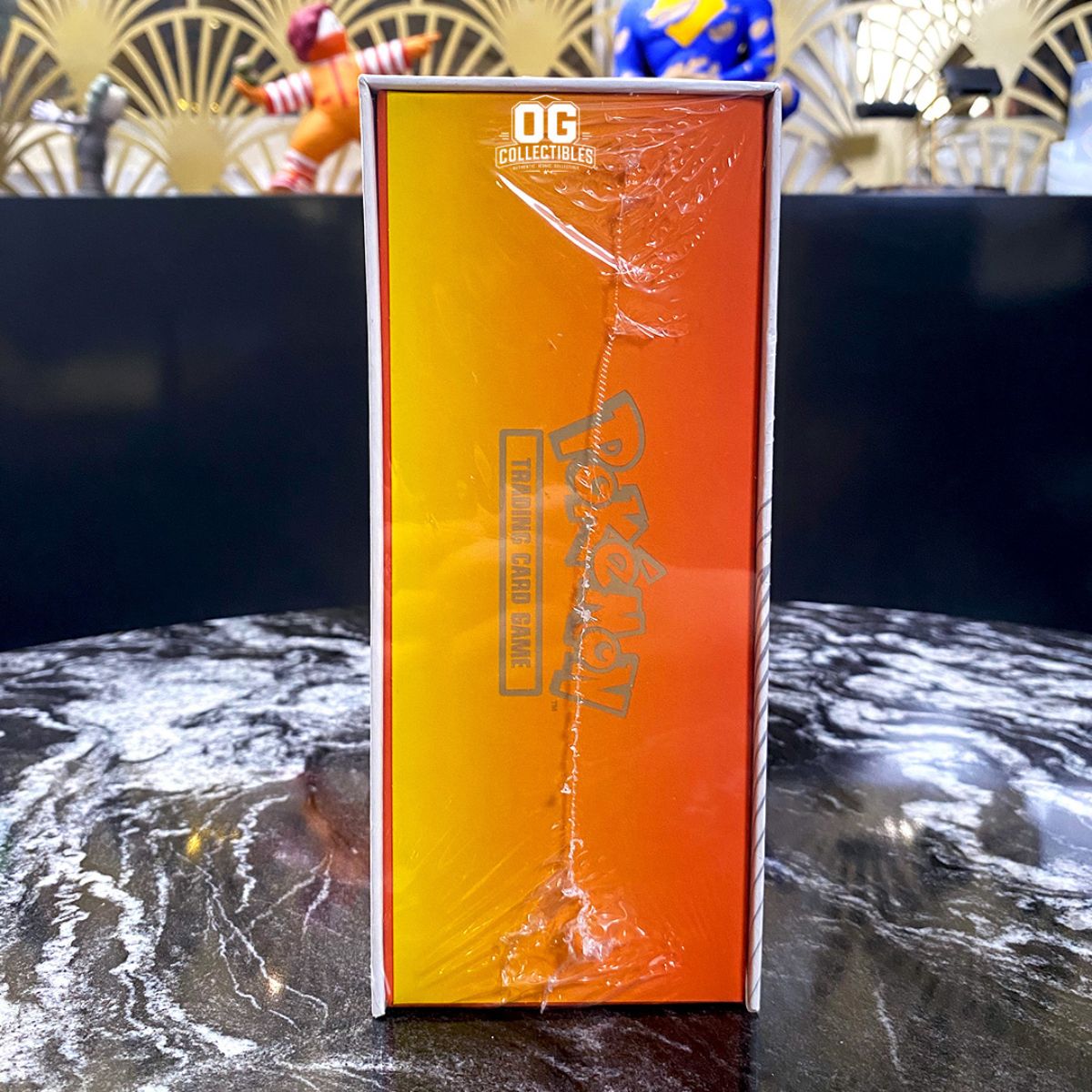 Pokemon TCG Sword & Shield Ultra Premium Collection Charizard