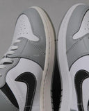 Air Jordan 1 Mid Light Smoke Grey Anthracite