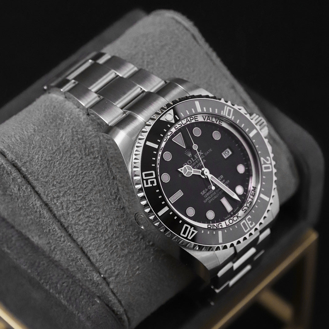 Sea Dweller 44 Black Dial 126660
